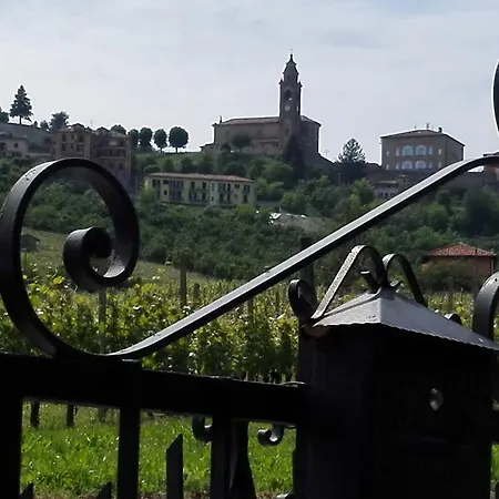 Casa Badinot Séjour à la campagne Diano dʼAlba